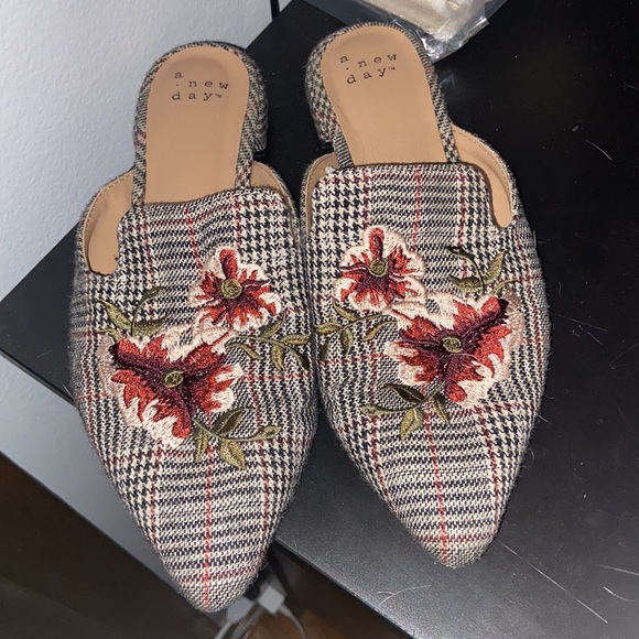 a new day Plaid Floral Mules - Picture 2 of 2